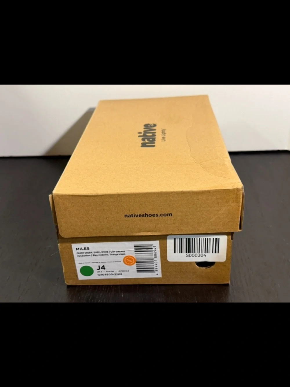 Native Miles Shoes Candy Green/City Orange/Shell White Big Kids US J4/EU 36